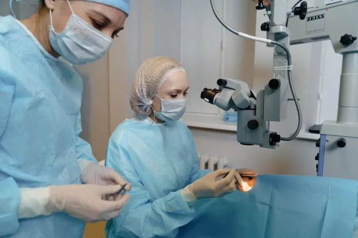 Блефарохалязис верхнего века